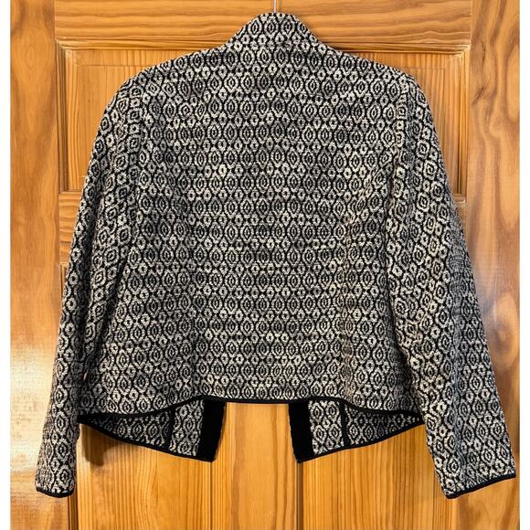 Chico's Open Black White Jacket Classy Chic Silver Fringe Accent Size 1 - Picture 2 of 5